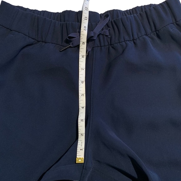 LULULEMON | Women’s On The Fly CROP *Woven 23"- True Navy - Sz 8 - Picture 11 of 14
